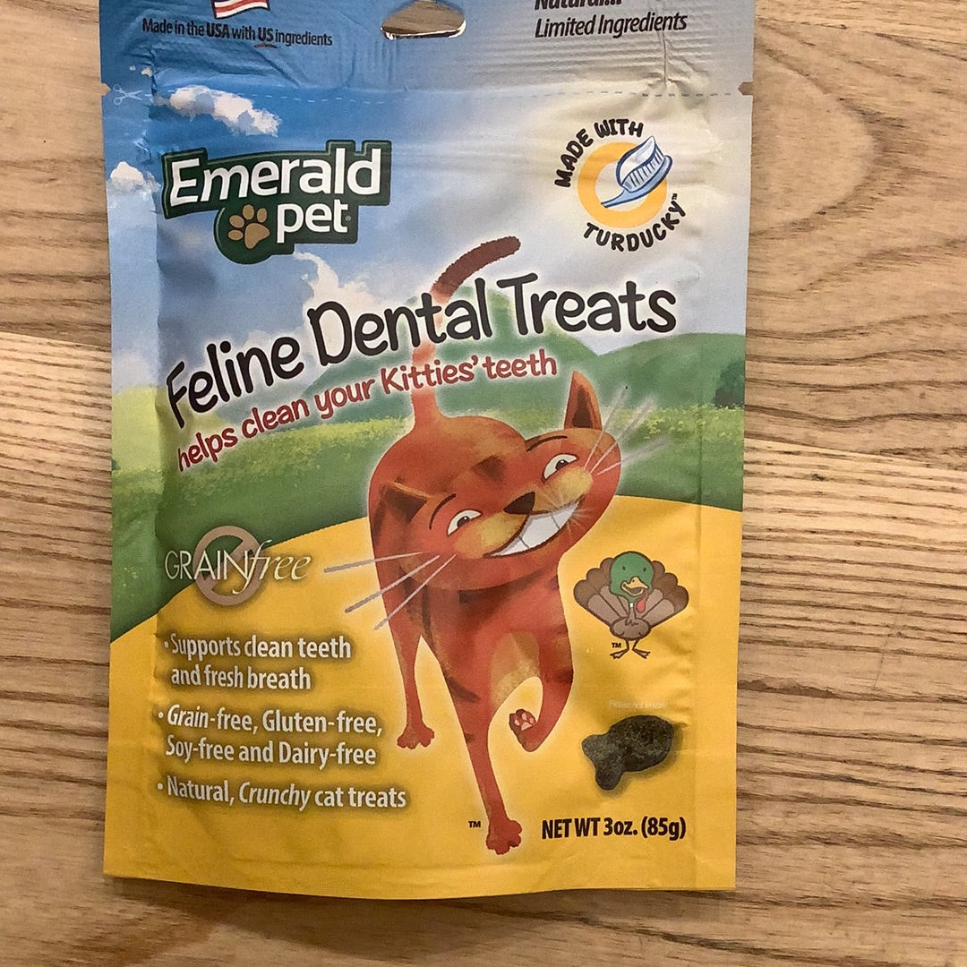 Emerald pet cat dental treat