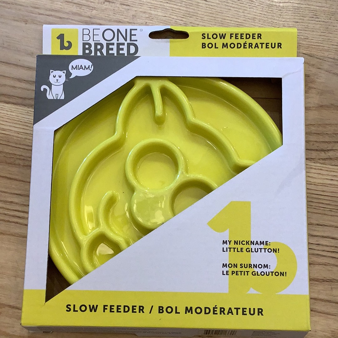 Be one breed cat feeders