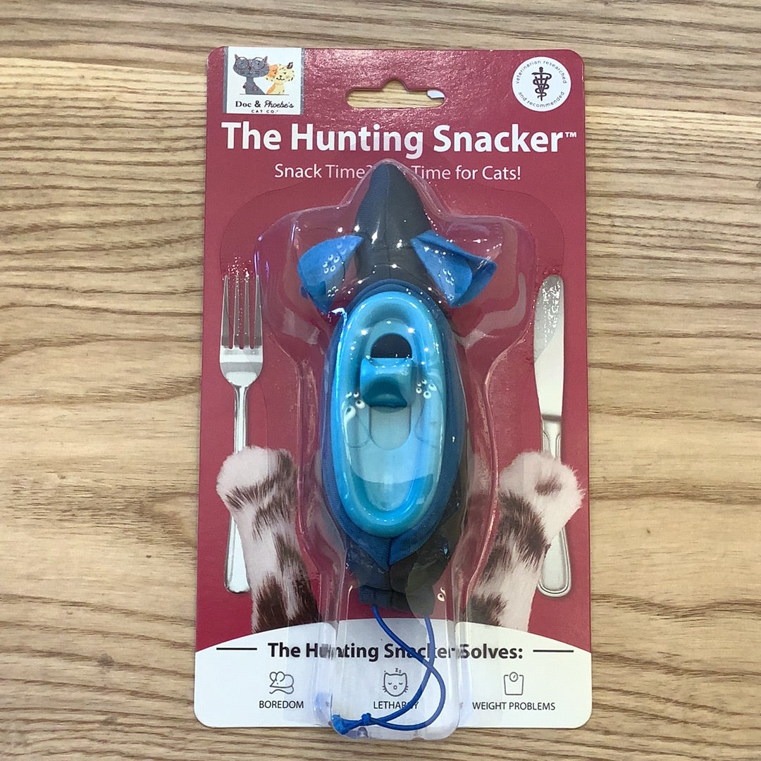 Doc and Phoebes- Indoor hunting snacker