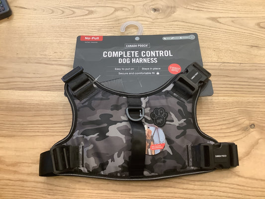 Control harness black camo large