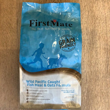 Load image into Gallery viewer, Canadian made grain friendly high quality dog kibble
