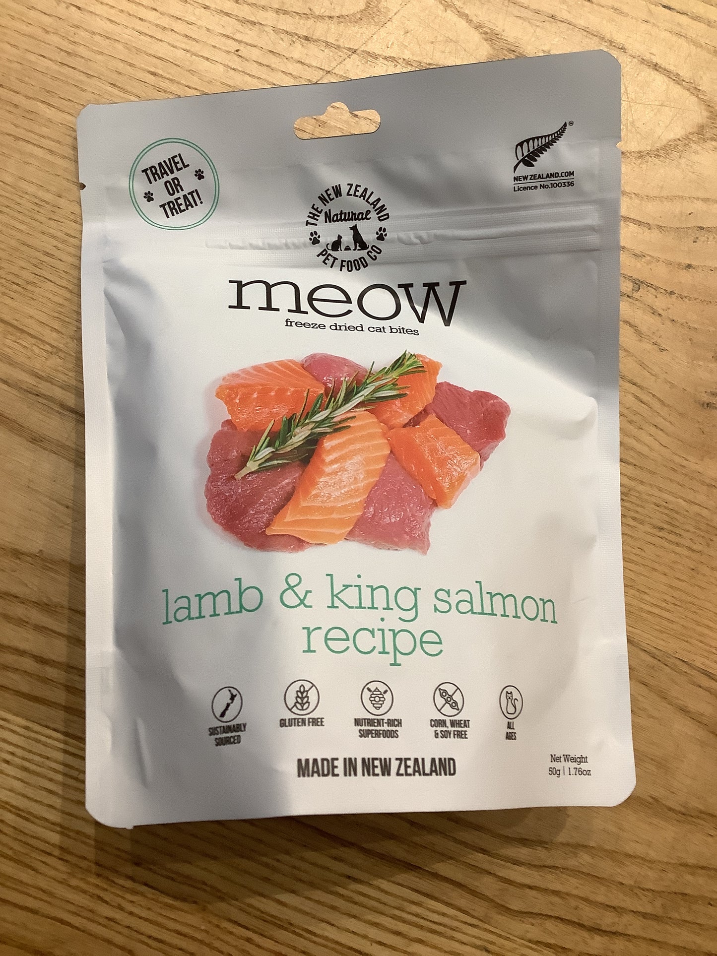 Meow freeze dried cat food