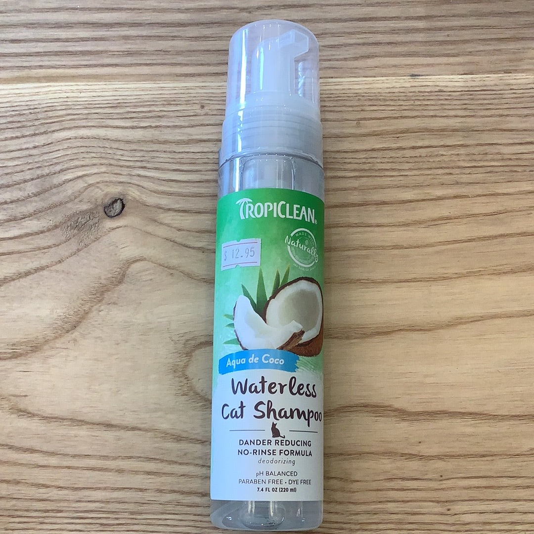 Tropiclean- Dander reducing Waterless Shampoo- CAT